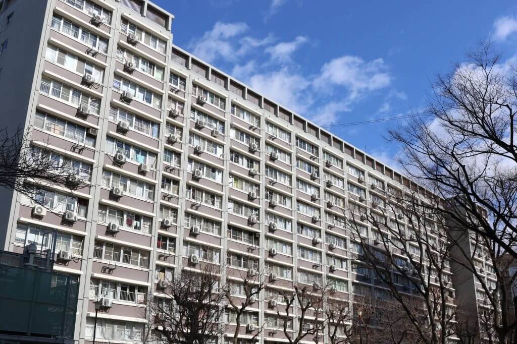 築50年の中古マンションは売れない？資産価値と売却するためのコツと注意点