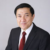 塚越 一央