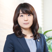 岩壁 美莉